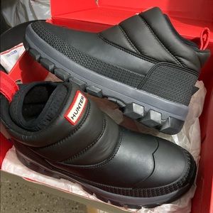Women’s Brand New Hunter Insulated Ankle Snow Boots - Black / Size 7.
